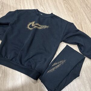 Nike Kids Matching Set in Black and Gold